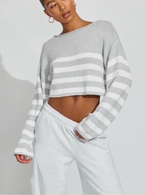 NWT Garage Gray & White Striped Cropped Sweater size medium